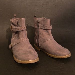 Old navy grey girls boots 👢